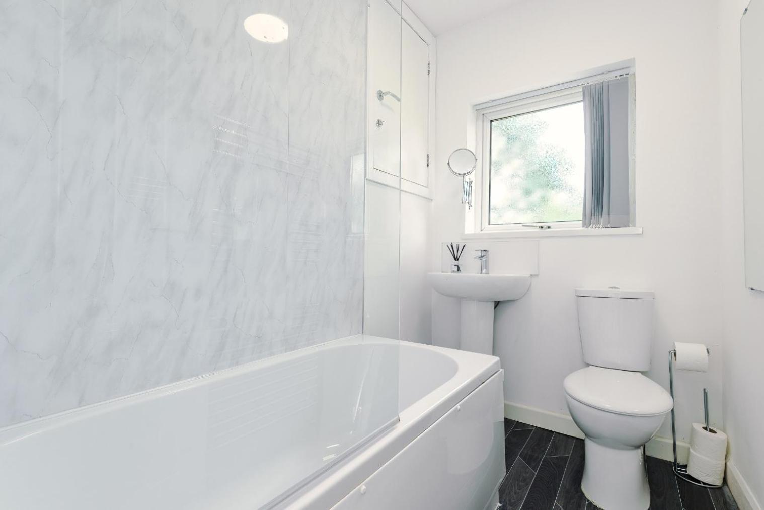 Manchester - Terraced Cottage Екстериор снимка