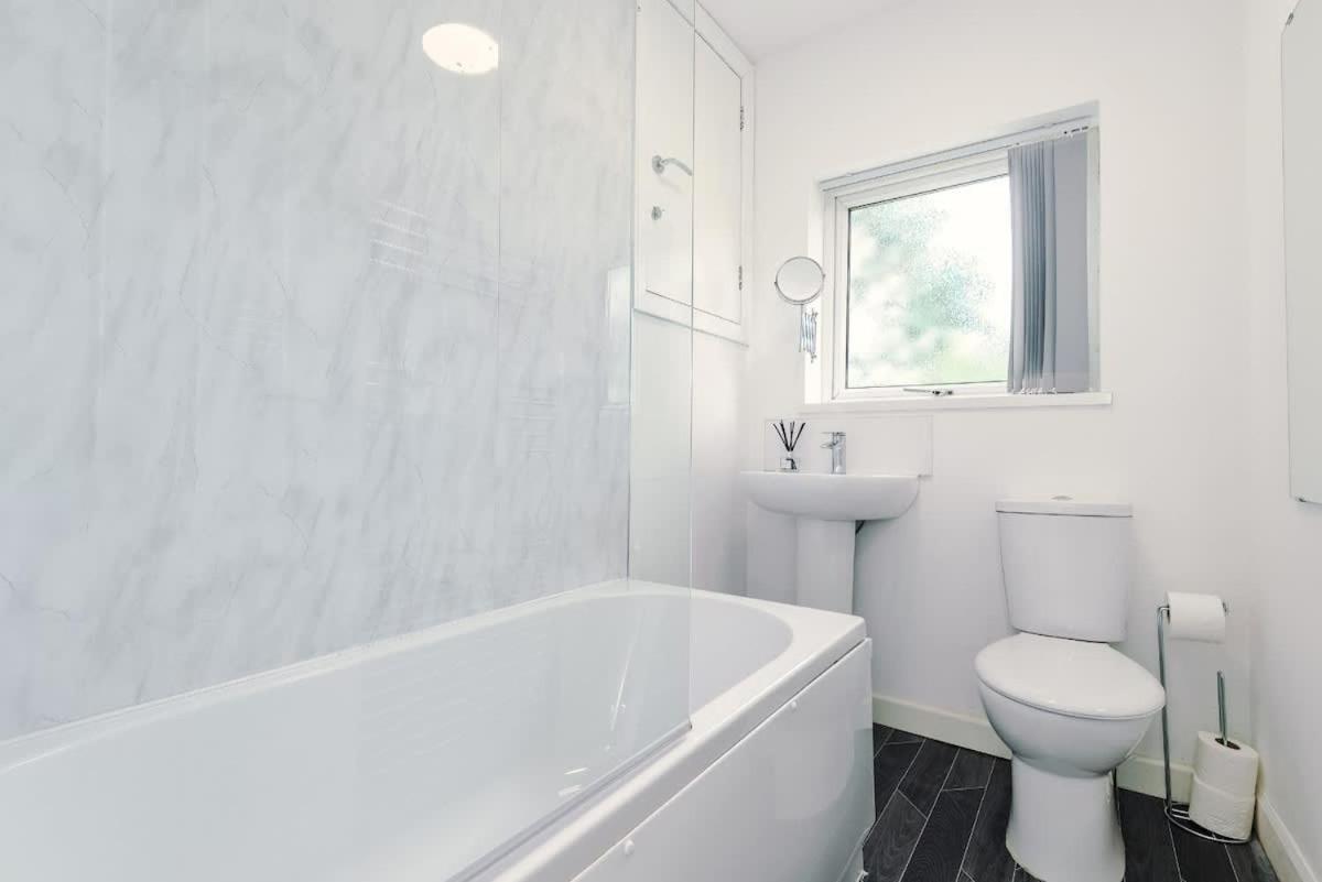 Manchester - Terraced Cottage Екстериор снимка